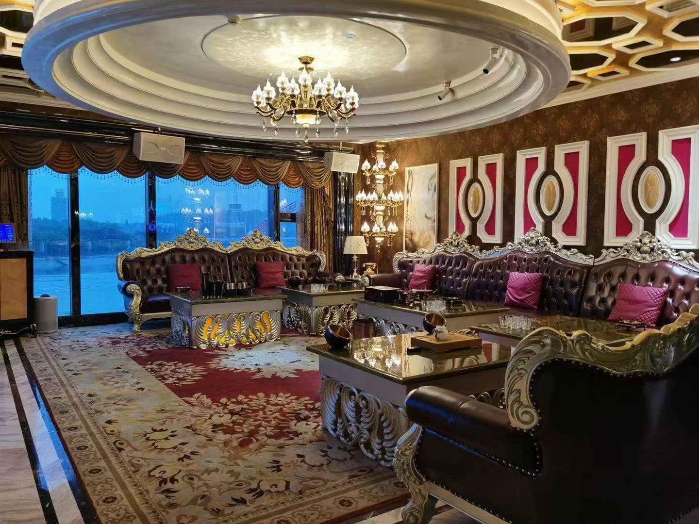 豪华包厢内部环境